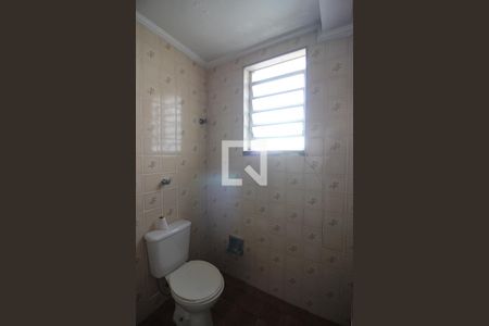 Casa à venda com 500m², 3 quartos e 3 vagasBanheiro de serviço