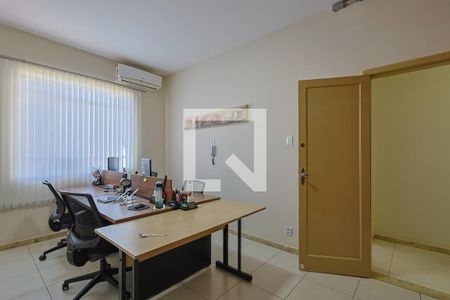 Casa à venda com 440m², 8 quartos e 3 vagasQuarto 4