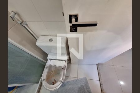 Apartamento à venda com 90m², 2 quartos e 1 vaga Apartamento à venda com 90m², 2 quartos e 1 vagaBanheiro da suíte 2