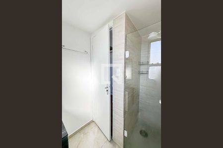 Apartamento à venda com 80m², 3 quartos e 1 vaga Apartamento à venda com 80m², 3 quartos e 1 vagaBanheiro 1