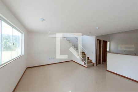 Casa à venda com 2 quartos, 76m² em Serra Grande, Niterói