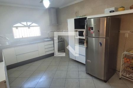 Casa à venda com 280m², 5 quartos e 5 vagas