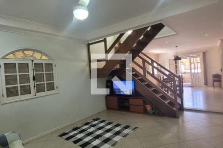 Casa à venda com 280m², 5 quartos e 5 vagas
