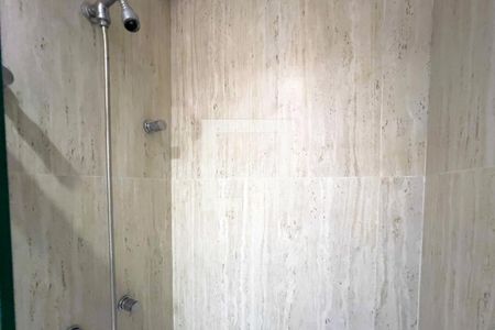 Banheiro de casa de condomínio para alugar com 1 quarto, 110m² em Vila Mariana, São Paulo