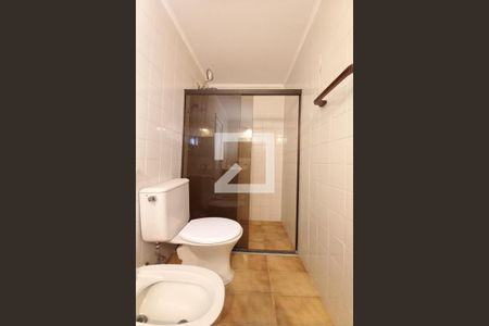 Apartamento à venda com 120m², 3 quartos e 2 vagas Apartamento à venda com 120m², 3 quartos e 2 vagasBanheiro da Suíte