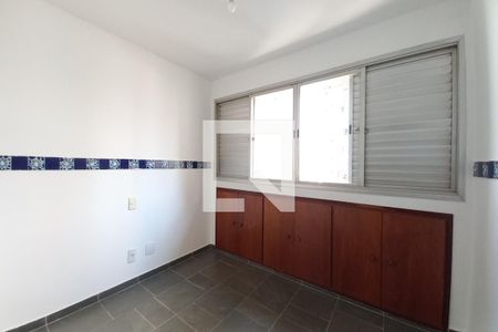Apartamento à venda com 120m², 3 quartos e 2 vagas Apartamento à venda com 120m², 3 quartos e 2 vagasQuarto 1