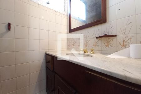 Apartamento à venda com 120m², 3 quartos e 2 vagas Apartamento à venda com 120m², 3 quartos e 2 vagasBanheiro da Suíte