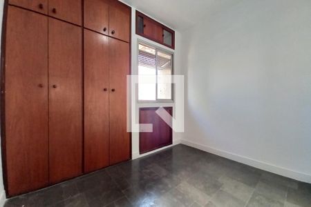 Apartamento à venda com 120m², 3 quartos e 2 vagas Apartamento à venda com 120m², 3 quartos e 2 vagasQuarto 2