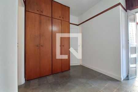 Apartamento à venda com 120m², 3 quartos e 2 vagas Apartamento à venda com 120m², 3 quartos e 2 vagasQuarto 3 - Suíte