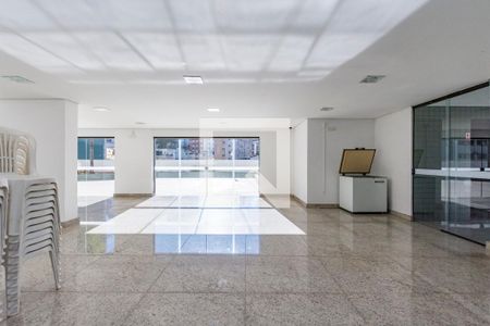 Apartamento à venda com 120m², 3 quartos e 4 vagas Apartamento à venda com 120m², 3 quartos e 4 vagasSalão de Festas