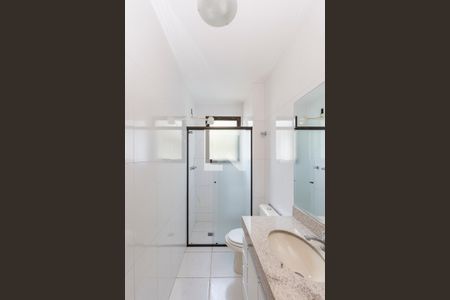 Apartamento à venda com 120m², 3 quartos e 4 vagas Apartamento à venda com 120m², 3 quartos e 4 vagasBanheiro Social