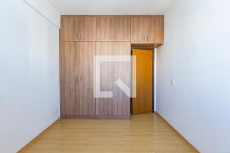 Apartamento à venda com 120m², 3 quartos e 4 vagas Apartamento à venda com 120m², 3 quartos e 4 vagasQuarto 2