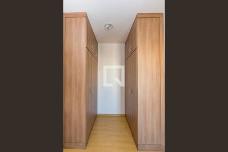 Apartamento à venda com 120m², 3 quartos e 4 vagas Apartamento à venda com 120m², 3 quartos e 4 vagasSuíte