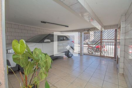 Casa à venda com 225m², 5 quartos e 2 vagas Casa à venda com 225m², 5 quartos e 2 vagasÁrea comum