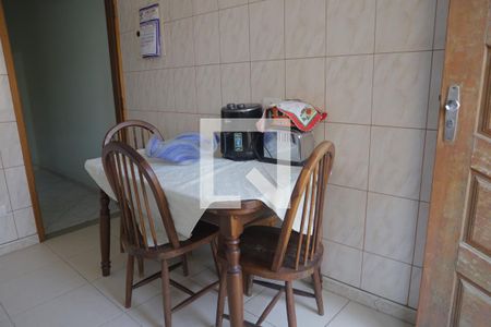 Casa à venda com 80m², 3 quartos e 1 vagaCozinha