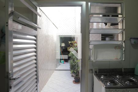 Casa à venda com 80m², 3 quartos e 1 vagaTérreo - Cozinha