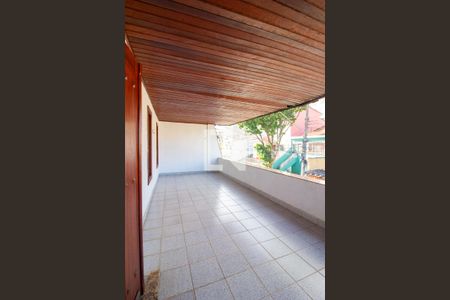 Casa à venda com 430m², 4 quartos e 4 vagas Casa à venda com 430m², 4 quartos e 4 vagasSacada da Suíte Master