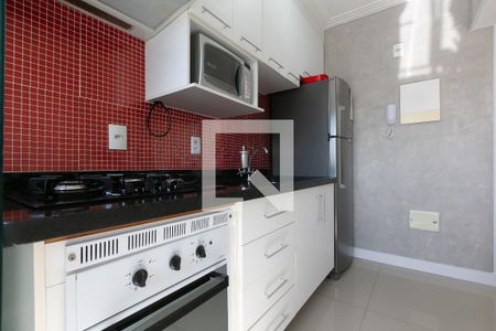 Apartamento à venda com 47m², 2 quartos e 1 vaga Apartamento à venda com 47m², 2 quartos e 1 vagaCozinha - Armários