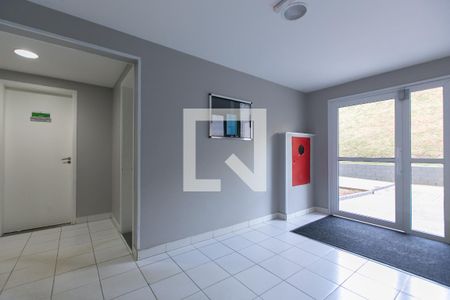 Apartamento à venda com 47m², 2 quartos e 1 vaga Apartamento à venda com 47m², 2 quartos e 1 vagaHall social