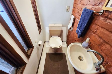 Casa à venda com 302m², 4 quartos e 1 vagaLavabo 2