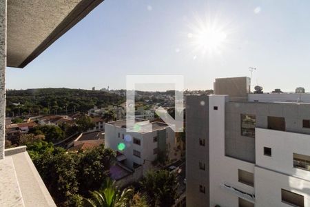 Apartamento à venda com 260m², 4 quartos e 4 vagas Apartamento à venda com 260m², 4 quartos e 4 vagasCobertura - Vista da sala 2