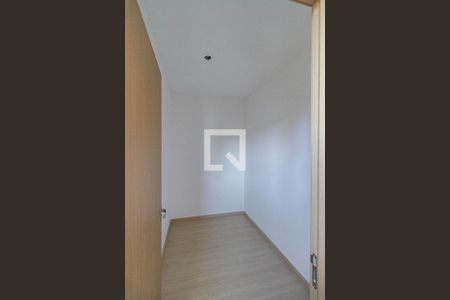 Apartamento à venda com 260m², 4 quartos e 4 vagas Apartamento à venda com 260m², 4 quartos e 4 vagasCloset 1 da suíte 4