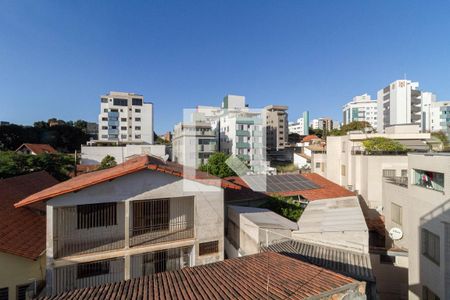Apartamento à venda com 260m², 4 quartos e 4 vagas Apartamento à venda com 260m², 4 quartos e 4 vagasVista da suíte 4