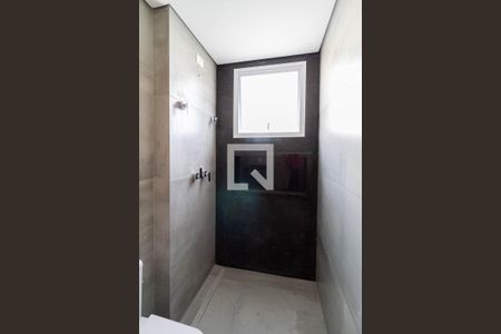 Apartamento à venda com 260m², 4 quartos e 4 vagas Apartamento à venda com 260m², 4 quartos e 4 vagasBanheiro da suíte 2