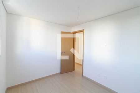 Apartamento à venda com 260m², 4 quartos e 4 vagas Apartamento à venda com 260m², 4 quartos e 4 vagasSuíte 3