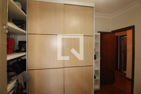 Apartamento à venda com 109m², 3 quartos e 1 vagaQuarto