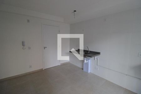 Sala/Cozinha de apartamento para alugar com 2 quartos, 40m² em Jardim Ampliação, São Paulo