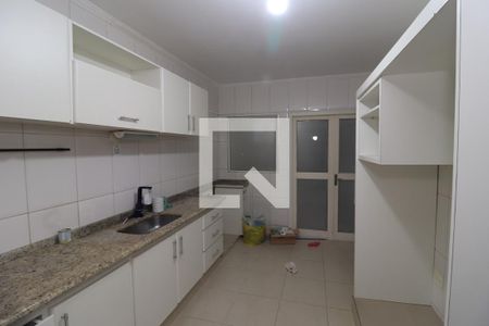 Casa para alugar com 240m², 3 quartos e 3 vagasCozinha