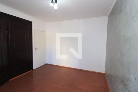 Casa para alugar com 240m², 3 quartos e 3 vagasQuarto Suíte