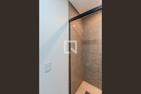 Banheiro de apartamento à venda com 1 quarto, 25m² em Centro Histórico, Porto Alegre