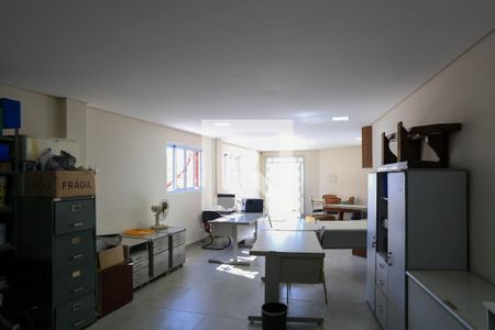 Casa à venda com 640m², 8 quartos e 5 vagasEscritório