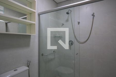 Casa à venda com 640m², 8 quartos e 5 vagasBanheiro 4