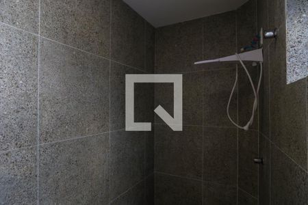 Casa à venda com 640m², 8 quartos e 5 vagasBanheiro de serviço