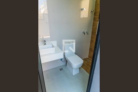 Casa de condomínio à venda com 232m², 3 quartos e 4 vagas Casa de condomínio à venda com 232m², 3 quartos e 4 vagasPiscina