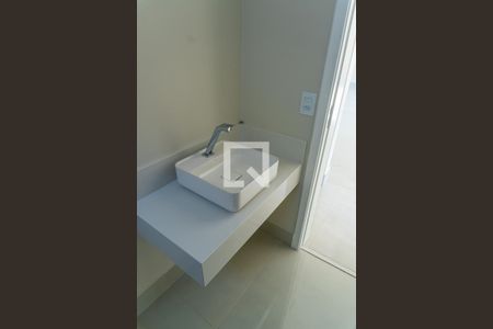 Casa de condomínio à venda com 232m², 3 quartos e 4 vagas Casa de condomínio à venda com 232m², 3 quartos e 4 vagasLavabo