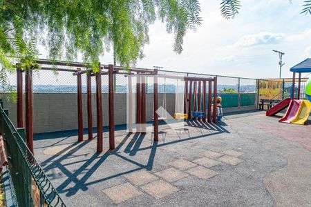 Casa de condomínio à venda com 232m², 3 quartos e 4 vagas Casa de condomínio à venda com 232m², 3 quartos e 4 vagasÁrea comum - Playground