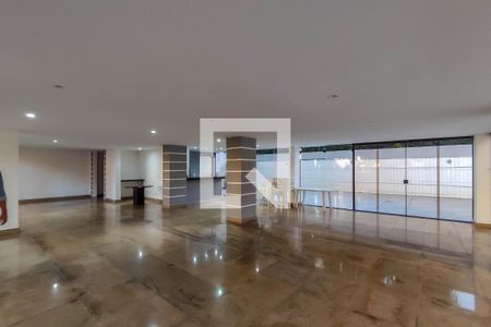 Apartamento à venda com 220m², 4 quartos e 2 vagas Apartamento à venda com 220m², 4 quartos e 2 vagasÁrea comum