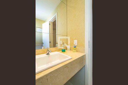 Apartamento para alugar com 203m², 3 quartos e 3 vagas Apartamento para alugar com 203m², 3 quartos e 3 vagasLavabo