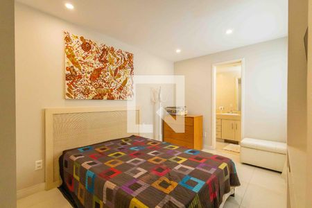 Apartamento para alugar com 203m², 3 quartos e 3 vagas Apartamento para alugar com 203m², 3 quartos e 3 vagasSuíte 1