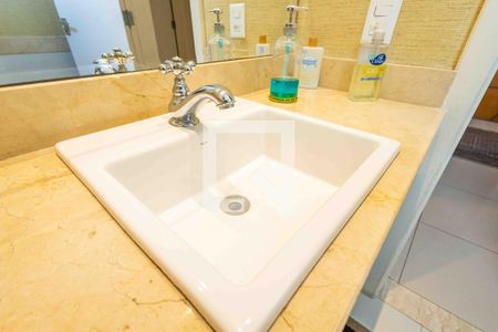 Apartamento para alugar com 203m², 3 quartos e 3 vagas Apartamento para alugar com 203m², 3 quartos e 3 vagasLavabo