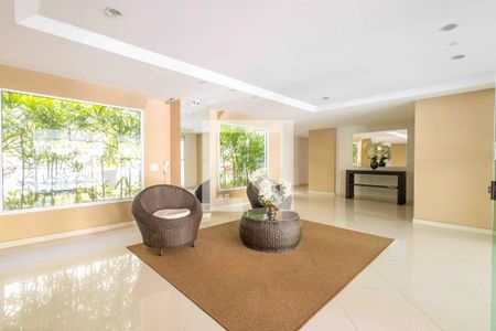 Apartamento para alugar com 203m², 3 quartos e 3 vagas Apartamento para alugar com 203m², 3 quartos e 3 vagasÁrea Comum Recepção