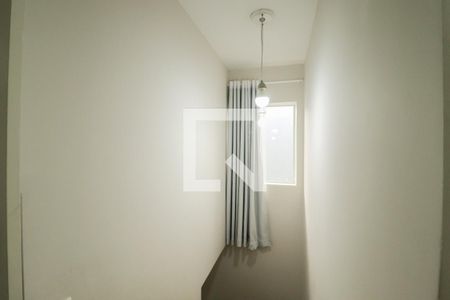 Casa à venda com 130m², 4 quartos e 2 vagasEscada