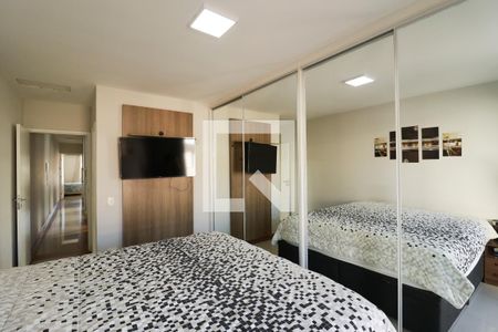 Casa à venda com 130m², 4 quartos e 2 vagasSuíte