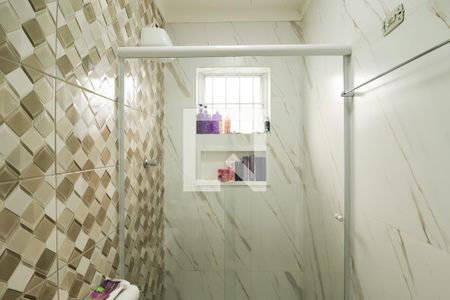 Casa à venda com 130m², 4 quartos e 2 vagasBanheiro da Suíte