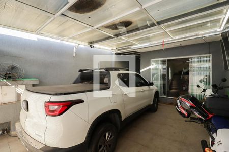 Casa à venda com 130m², 4 quartos e 2 vagasGaragem