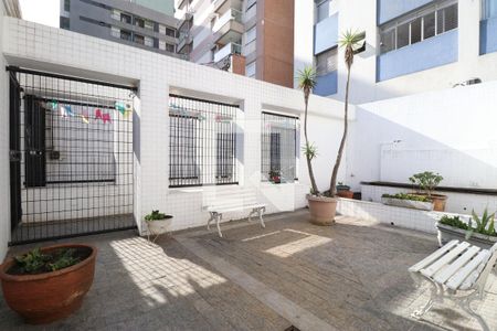 Apartamento à venda com 52m², 1 quarto e 1 vagaEntrada